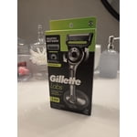 Gillette Labs NFL Dallas Cowboys Men's Razor, Handle + 8 Cartridges