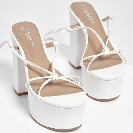 🤍👠 Y2K White Strappy Platform Heels Lace Up Sandals US 8 EU39