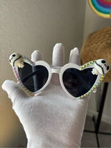 NWT White Heart Skull Rhinestone Sunglasses w/ Box 💀💎🕶️✨