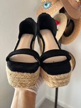 NWT Black Suede Espadrille Wedge Sandals - Size 7.5 🖤👡