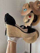 NWT Black Suede Espadrille Wedge Sandals - Size 7.5 🖤👡