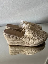🤍 Cream Crochet Espadrille Wedge Mule Sandals US 8–8.5