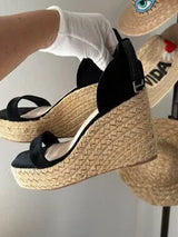 NWT Black Suede Espadrille Wedge Sandals - Size 7.5 🖤👡